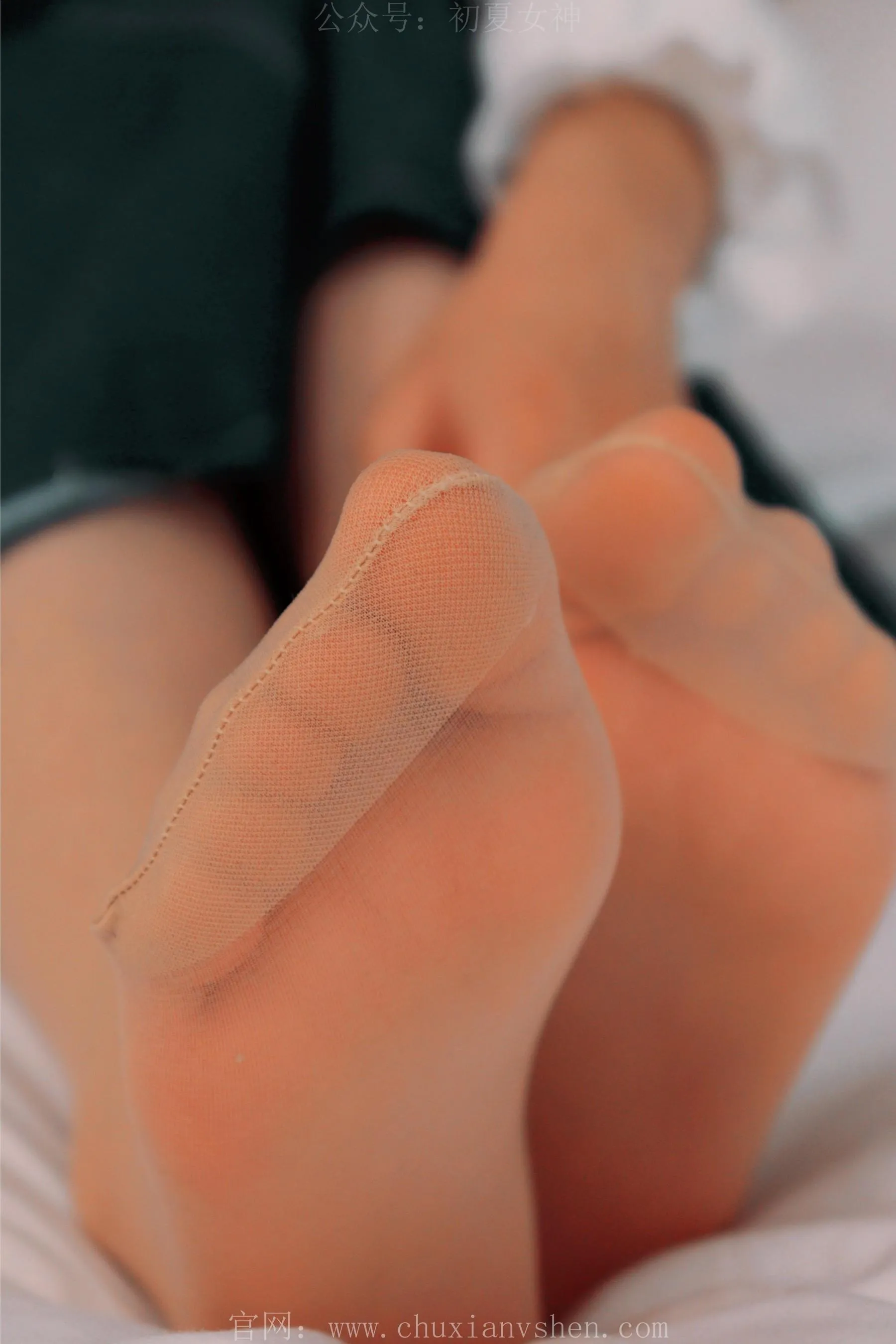 初夏女神 NO.005 沙沙 牛仔M码长裙搭小黑皮鞋 [112P]插图7